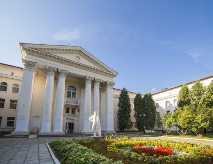 Внешний вид и территория - Санаторий «им. Горького»