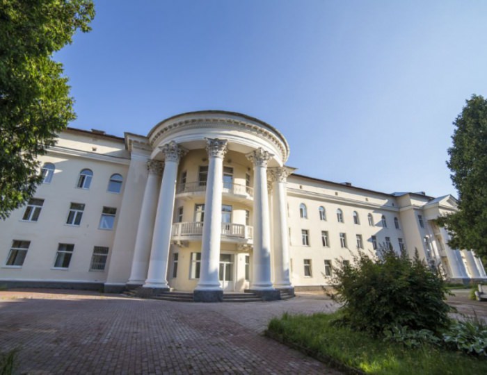 Внешний вид и территория - Санаторий «им. Горького»